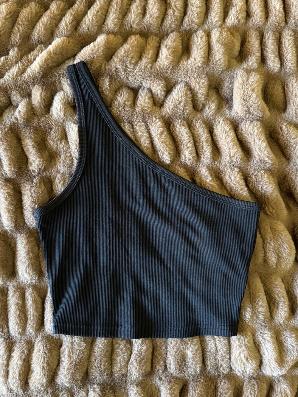 SHEIN Ribbed One-Shoulder Crop Top - Black